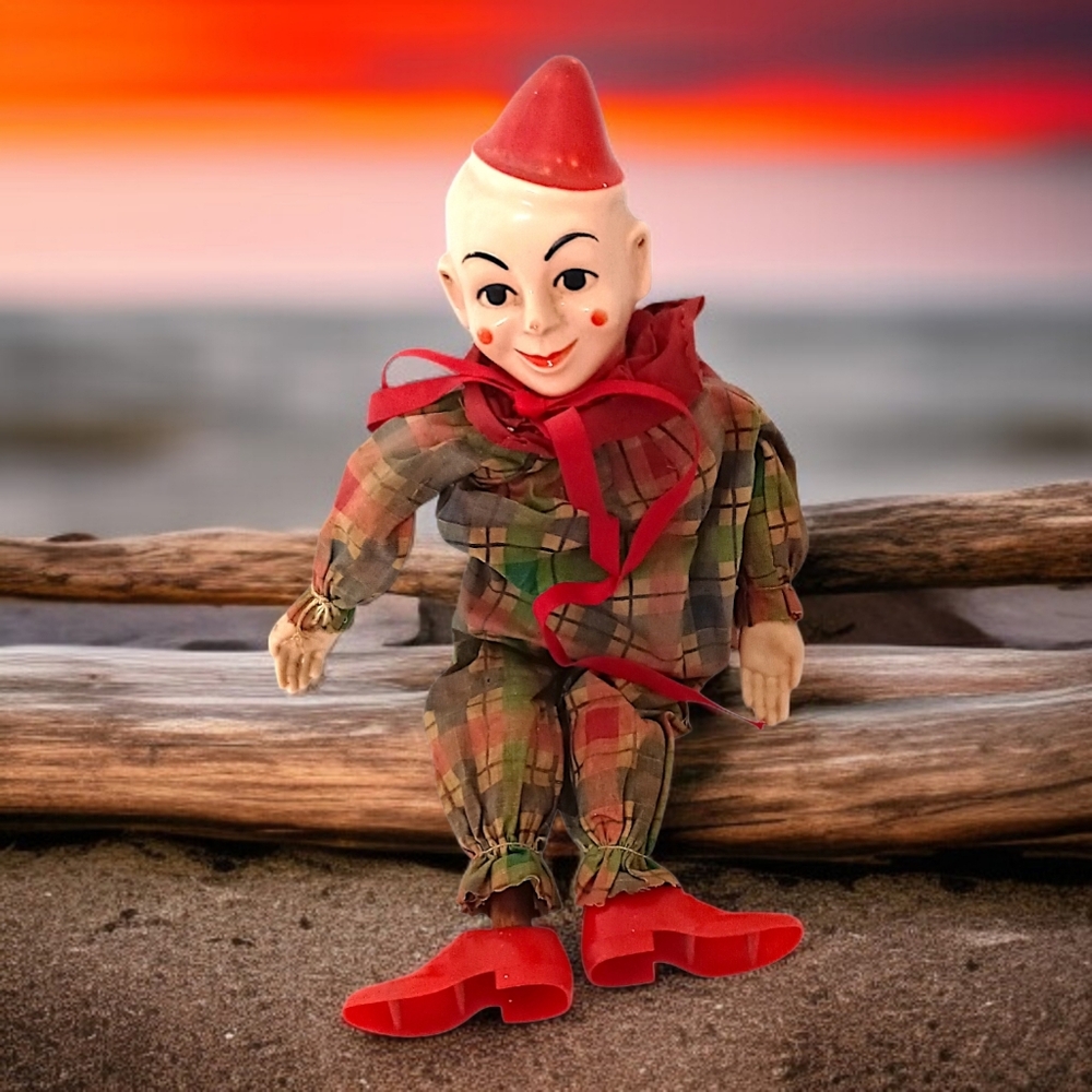 Hazzelles Bimbo The Clown Marionette Puppet BODY ONLY Composite Head 802 Vintage - Picture 15 of 16